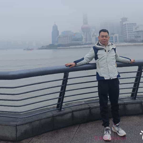 39岁岁重庆单身帅哥 - 台湾吉缘网